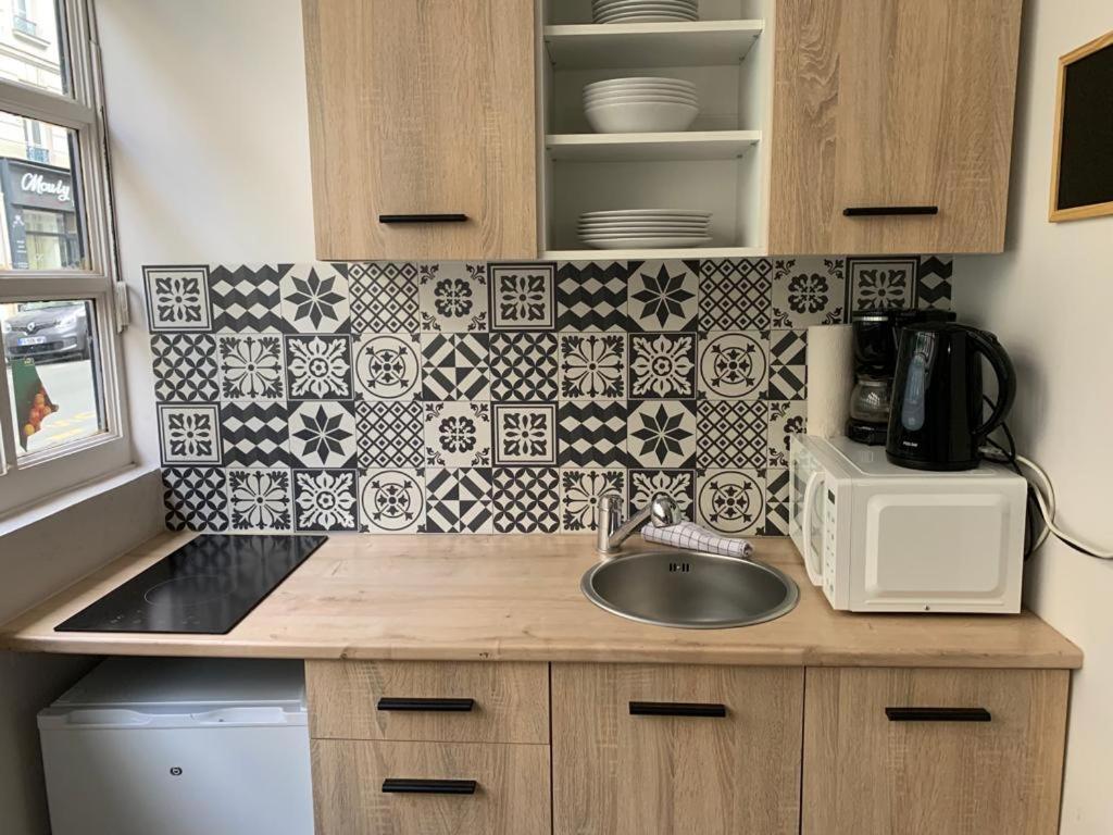 Bright Charming Modern Studio By Dreamy Canal Paris Dış mekan fotoğraf